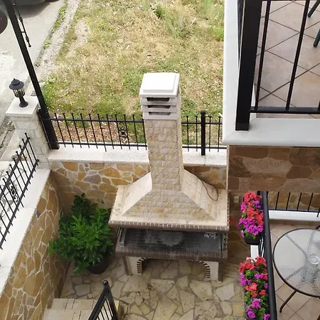 Chrysandra Apartment Karpenisi