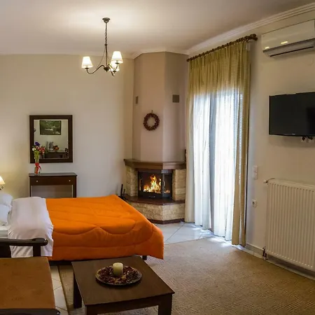 Apartment Chrysandra Karpenisi